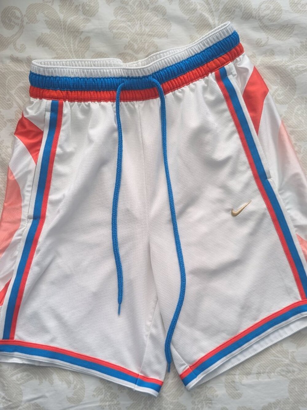Nike Dri-Fit men's athletic shorts, size small, 8" inseam